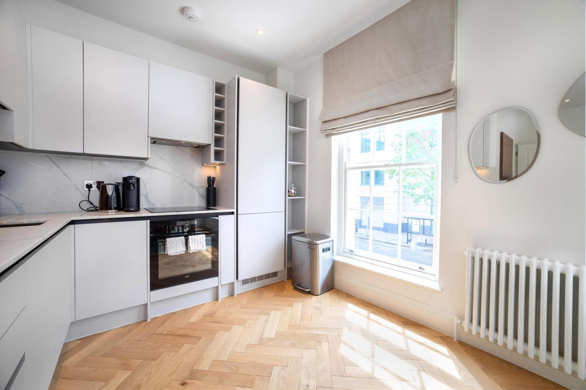 3 Bedroom Flat With Terrace In Central Лондон Екстер'єр фото