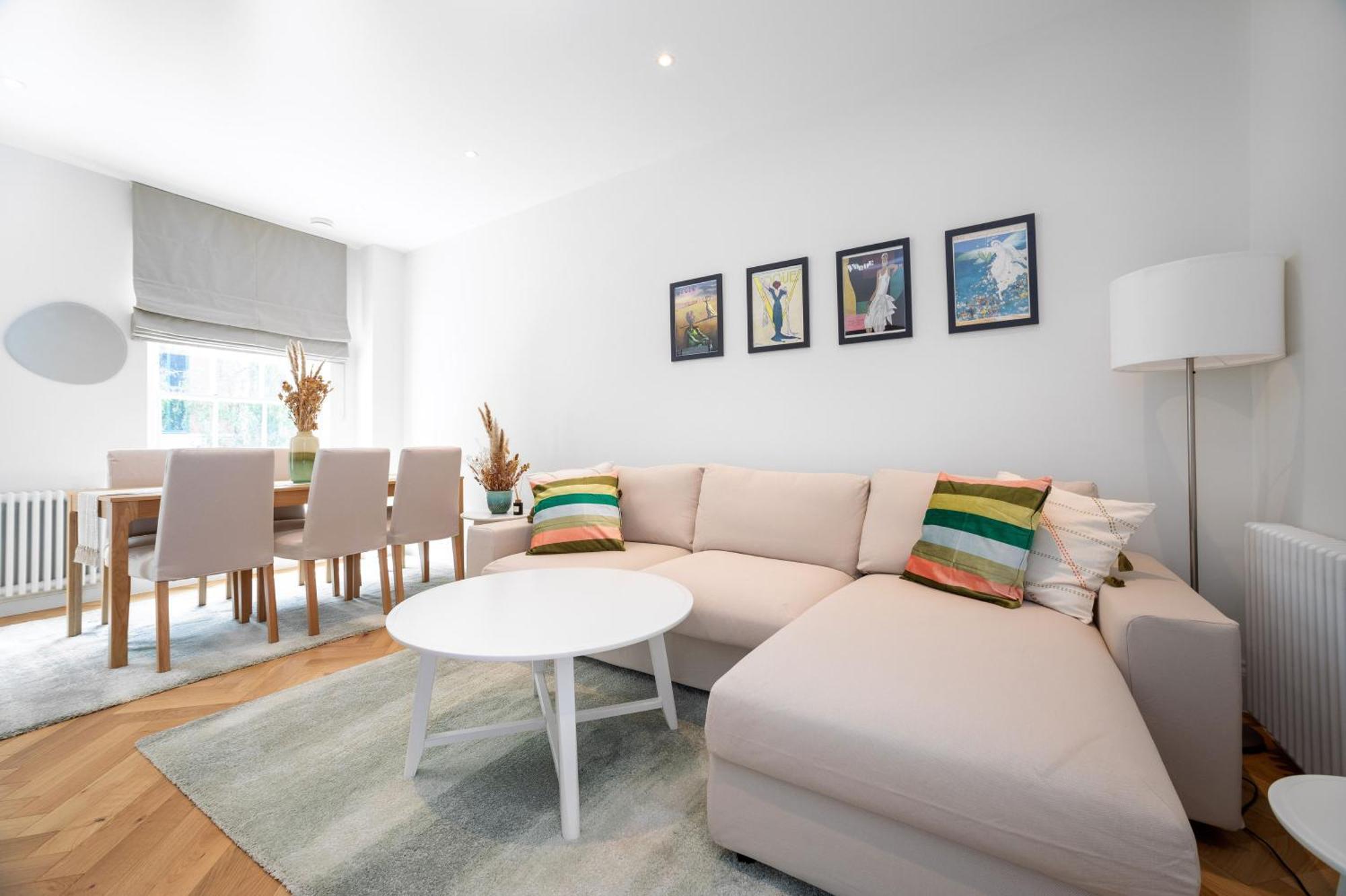3 Bedroom Flat With Terrace In Central Лондон Екстер'єр фото
